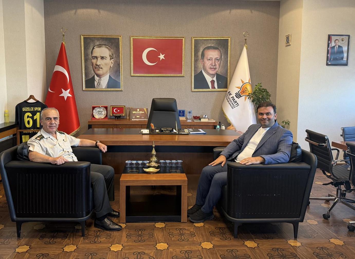 Büyükçekmece Garnizon Komutanımız Sn. Albay Ümit Genez İlçe teşkilatımızı Ziyaret Etti